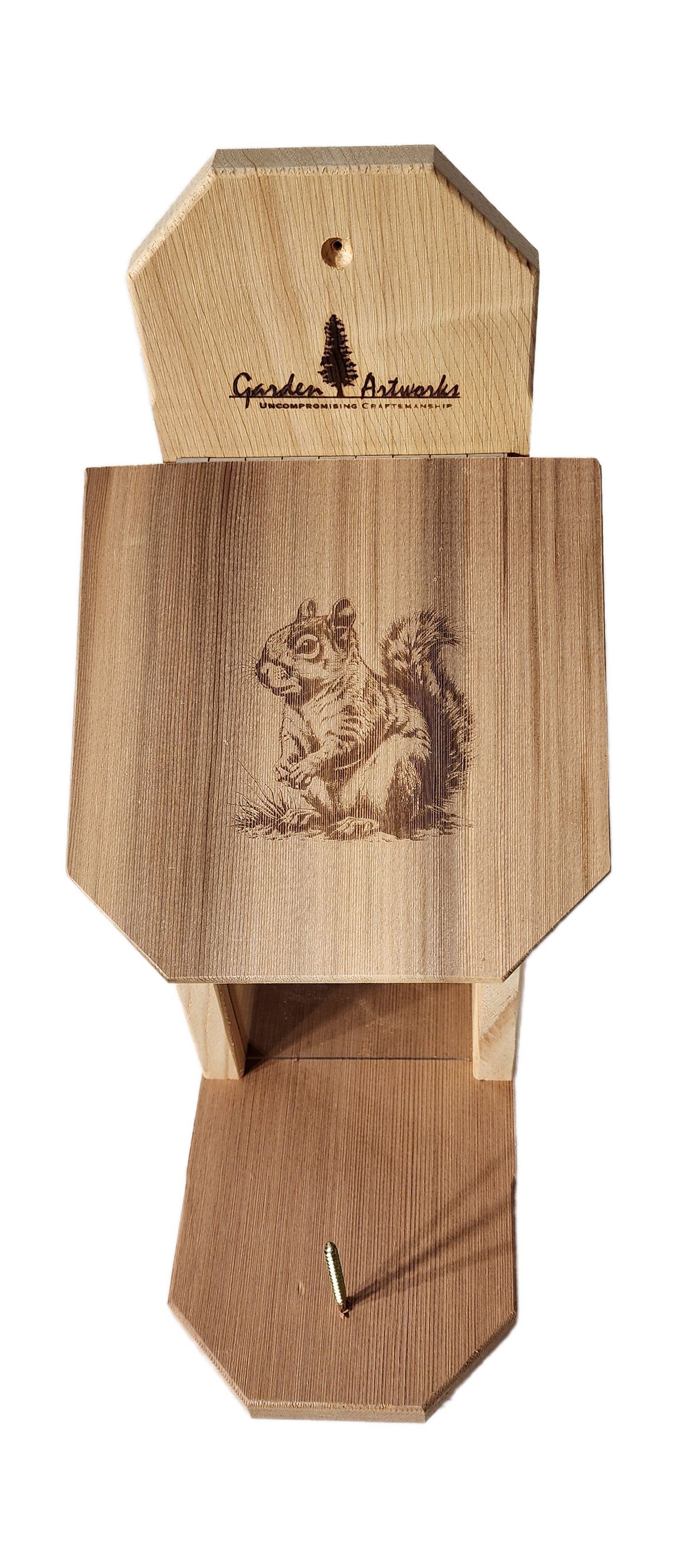 Squirrel Munch Box with Corn Cob Spike