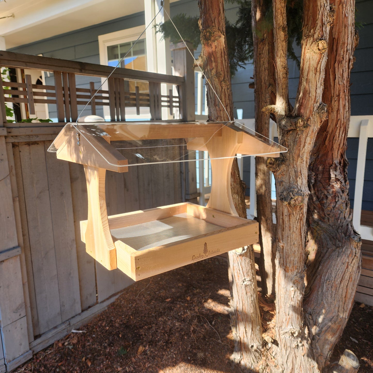 Large Outdoor Feeder with Drainage & Seed Freshness Design